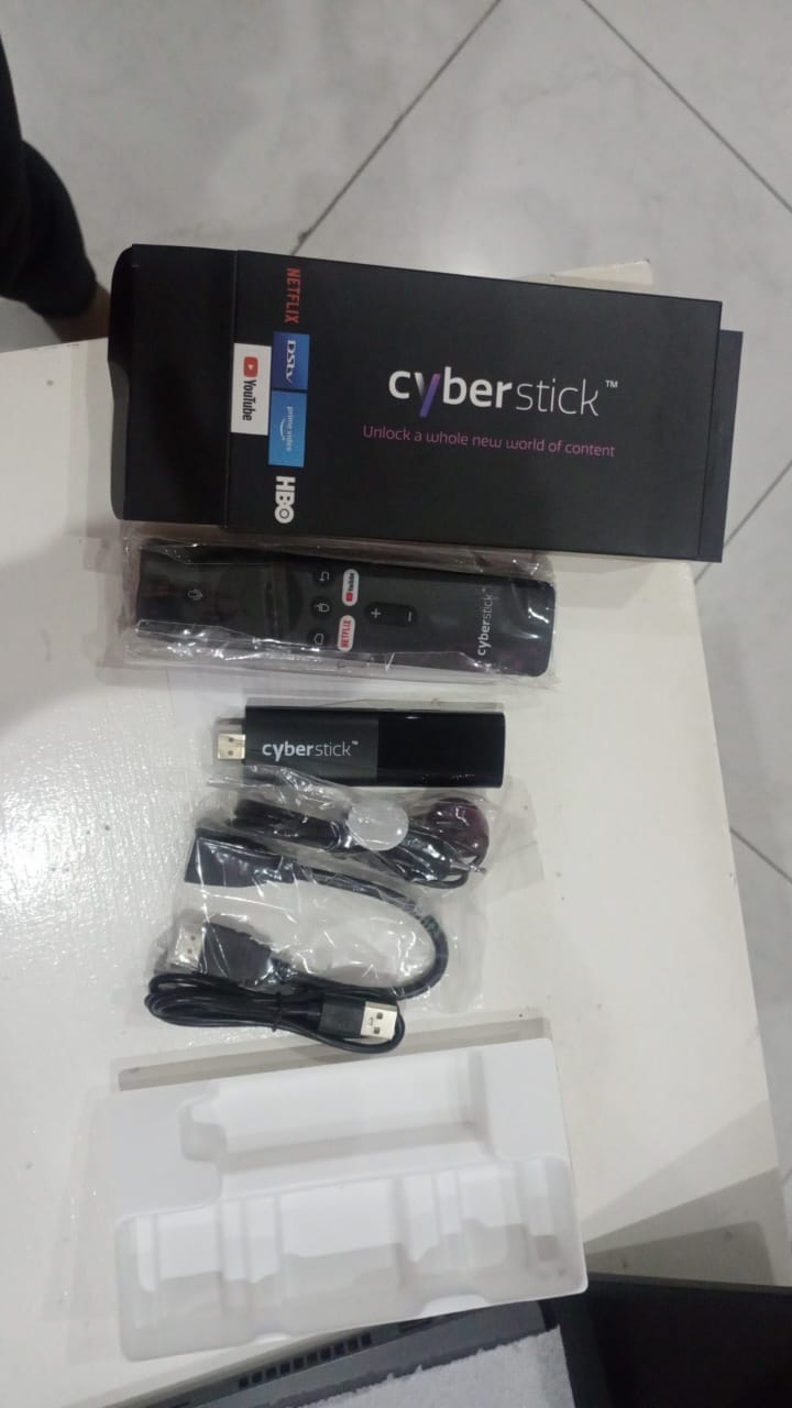 Cyberstick .Turn your TV into a smart tv